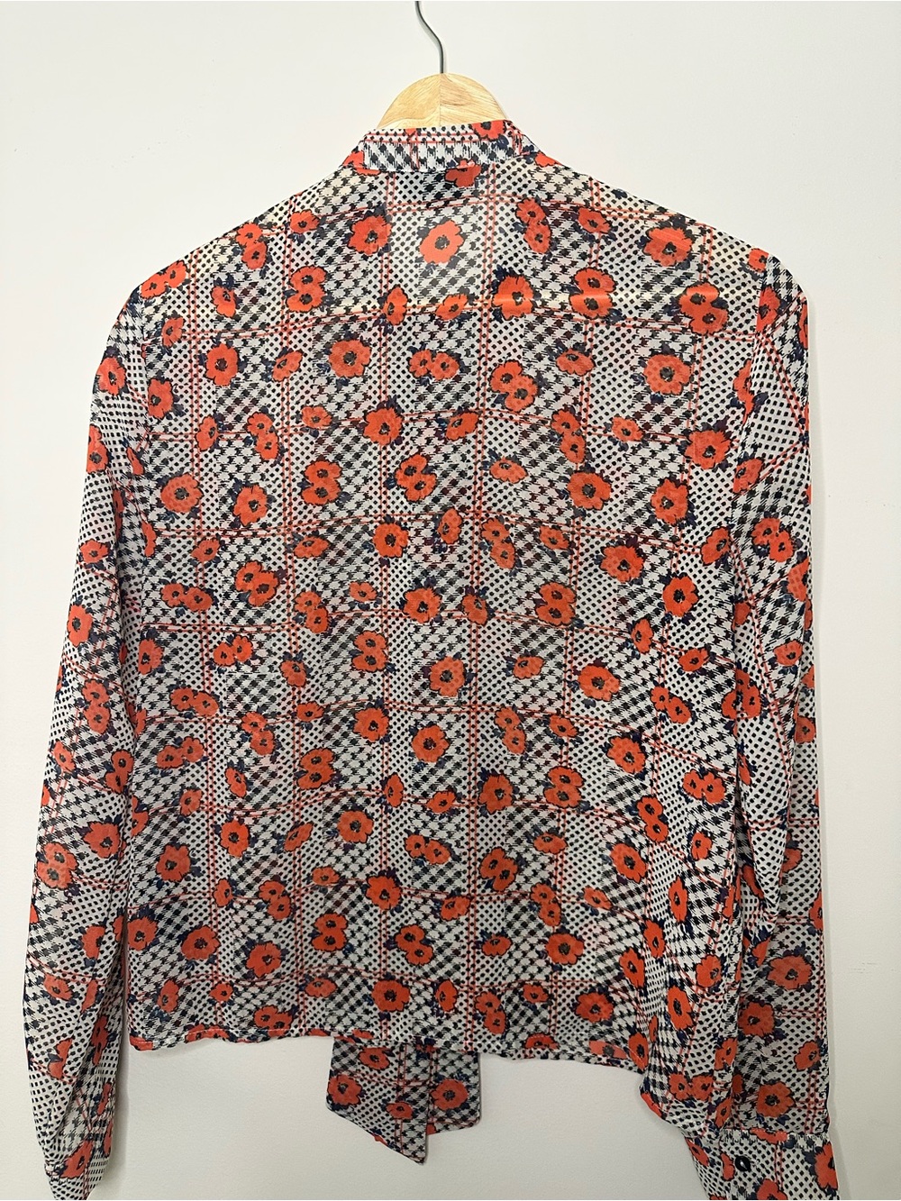 Topshop Floral Tie-Neck Blouse - Picture 5 of 6